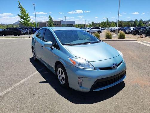 Pearl 2013 Toyota Prius Four