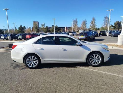 White Diamond Tricoat 2013 Chevrolet Malibu 2LT