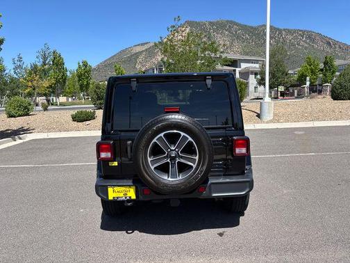 Black Clearcoat 2023 Jeep Wrangler 4-Door Sahara 4x4