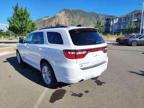 White Knuckle Clearcoat 2024 Dodge Durango GT Plus