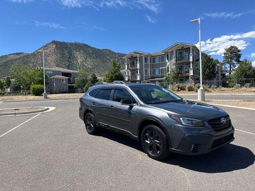 Magnetite Gray Metallic 2020 Subaru Outback Onyx Edition XT