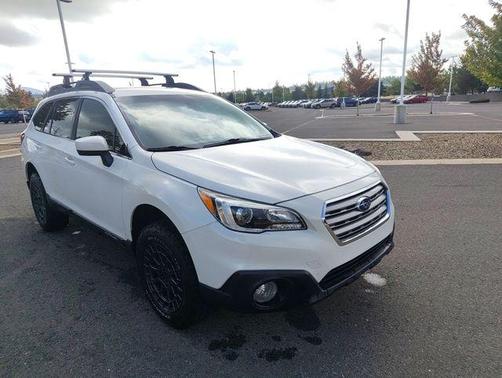 Crystal White Pearl 2017 Subaru Outback 2.5i Premium