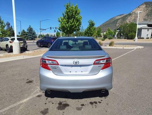 Classic Silver Metallic 2012 Toyota Camry SE
