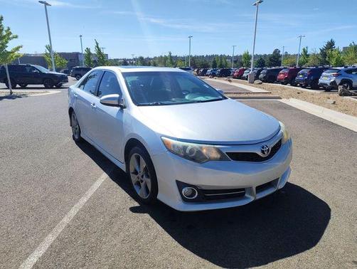 Classic Silver Metallic 2012 Toyota Camry SE