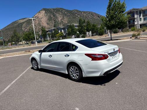 Glacier White 2016 Nissan Altima 2.5 S