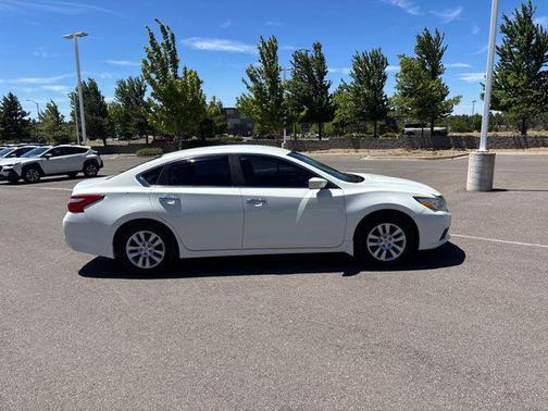 Glacier White 2016 Nissan Altima 2.5 S