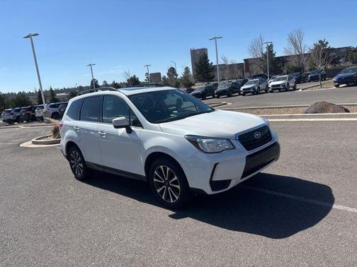 Crystal White Pearl 2018 Subaru Forester 2.0XT Premium