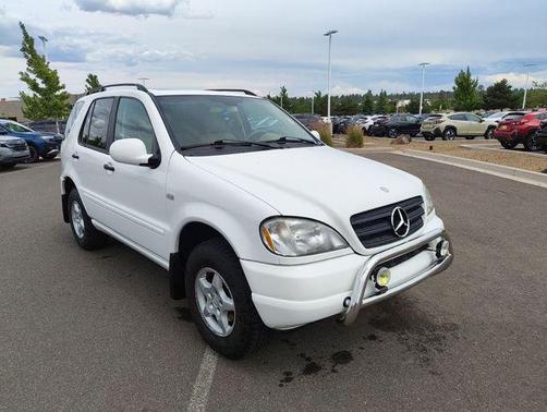 Polar White 2000 Mercedes-Benz M-Class ML 320