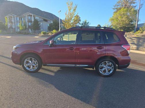 Venetian Red Pearl 2017 Subaru Forester 2.5i Touring