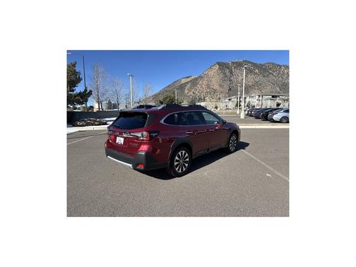 2023 Subaru Outback Touring