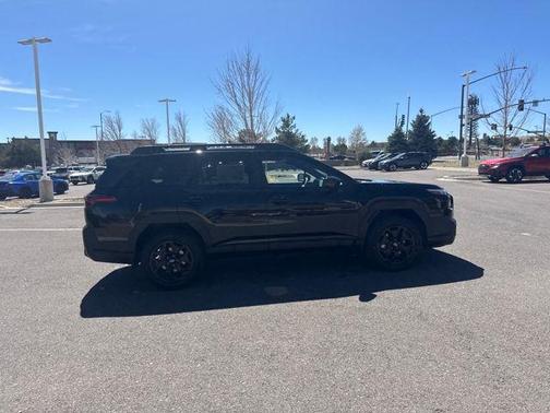 Crystal Black Silica 2026 Subaru Outback Limited