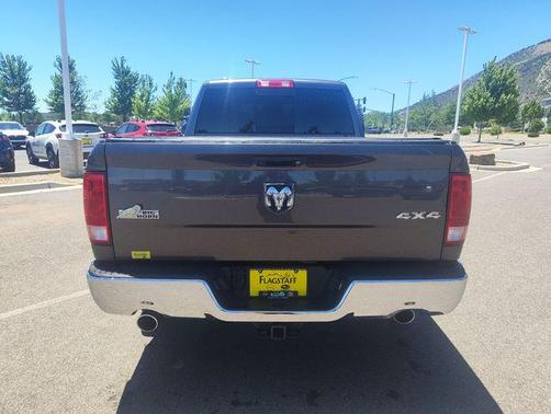 Granite Crystal Metallic Clearcoat 2016 RAM 1500 Big Horn