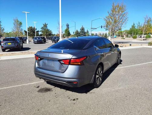 Gun Metallic 2022 Nissan Altima 2.5 SV