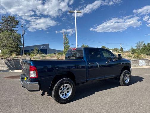 Patriot Blue Pearlcoat 2024 RAM 2500 Tradesman Crew Cab 4x4 6'4' Box