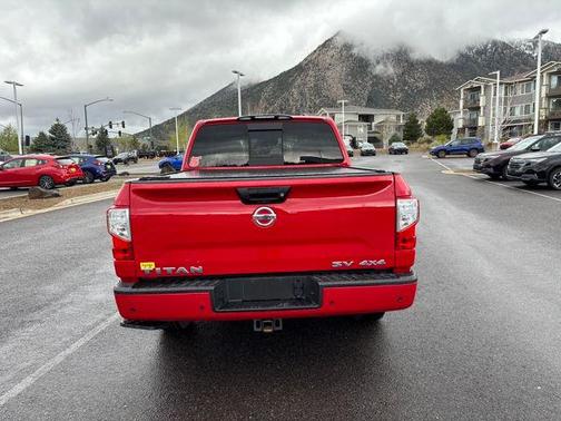 2021 Nissan Titan SV