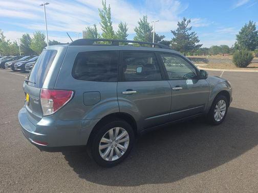 Sage Green Metallic 2011 Subaru Forester 2.5 X Limited