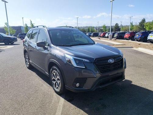 Magnetite Gray Metallic 2023 Subaru Forester Premium