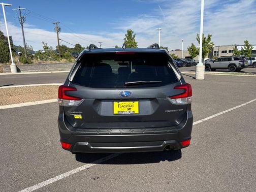 Magnetite Gray Metallic 2023 Subaru Forester Premium