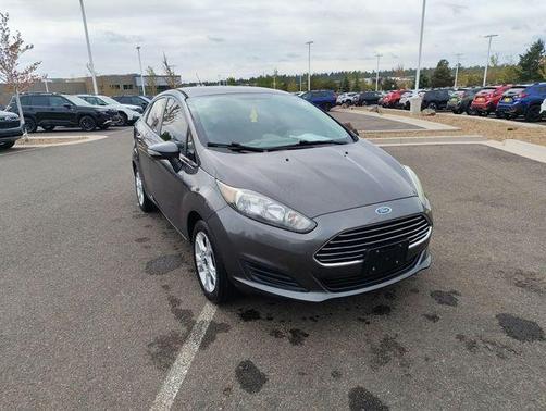 Magnetic 2015 Ford Fiesta SE
