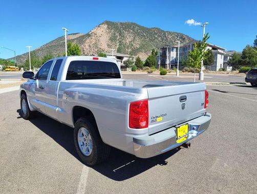 Bright Silver Metallic Clearcoat 2006 Dodge Dakota SLT Club Cab
