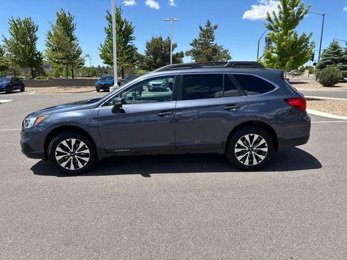 Carbide Gray Metallic 2017 Subaru Outback 2.5i Limited