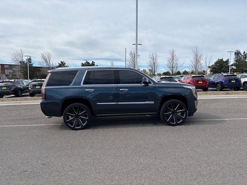 Shadow Metallic 2019 Cadillac Escalade Premium Luxury