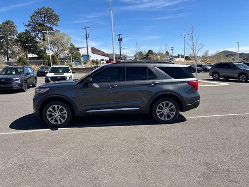 2020 Ford Explorer XLT