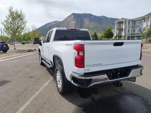 Summit White 2021 Chevrolet Silverado 2500 LT