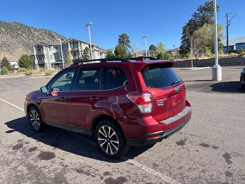 Venetian Red Pearl 2017 Subaru Forester 2.0XT Premium