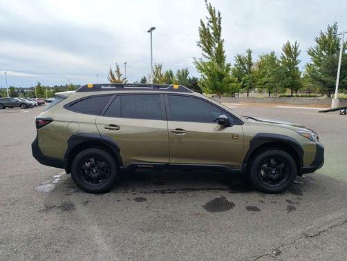 Autumn Green Metallic 2024 Subaru Outback Wilderness