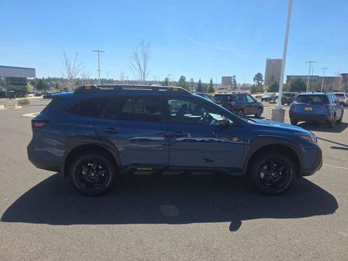 Geyser Blue 2023 Subaru Outback Wilderness