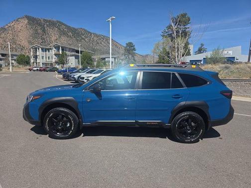 Geyser Blue 2023 Subaru Outback Wilderness