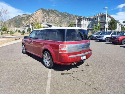 Red 2009 Ford Flex Limited
