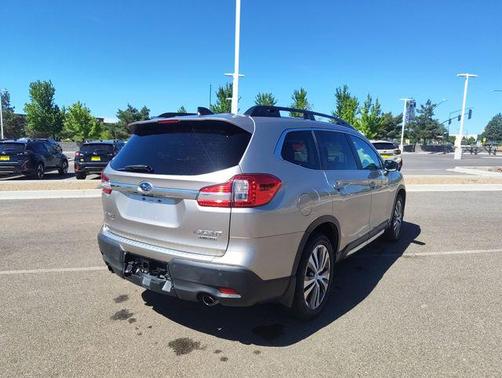 Tungsten Metallic 2019 Subaru Ascent Limited 7-Passenger