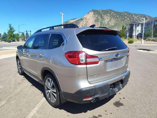 Tungsten Metallic 2019 Subaru Ascent Limited 7-Passenger
