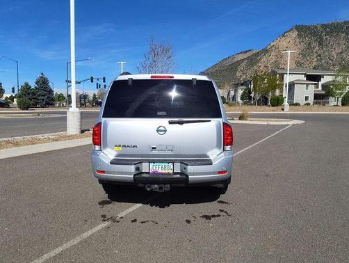 Brilliant Silver 2015 Nissan Armada SV