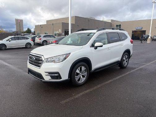 Crystal White Pearl 2020 Subaru Ascent Premium 7-Passenger