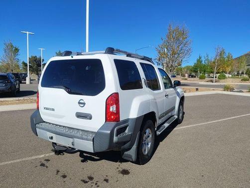 Glacier White 2013 Nissan Xterra S