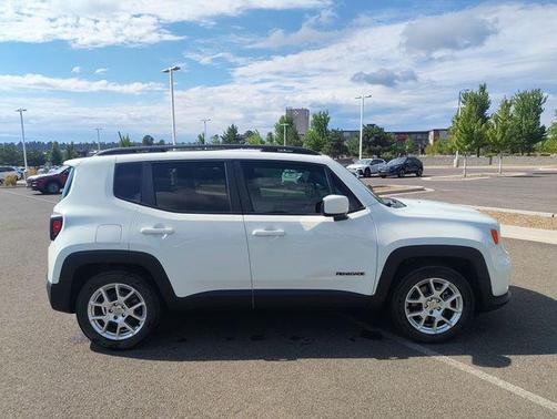 Alpine White Clearcoat 2019 Jeep Renegade Latitude