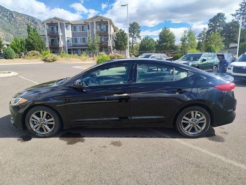 Phantom Black 2017 Hyundai ELANTRA SE