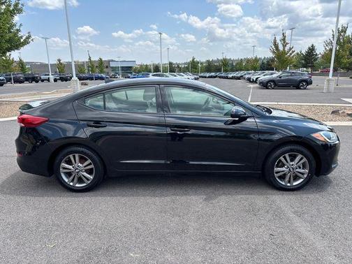 Phantom Black 2017 Hyundai ELANTRA SE
