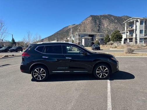 2018 Nissan Rogue SL