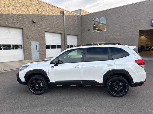 Crystal White Pearl 2024 Subaru Forester Wilderness