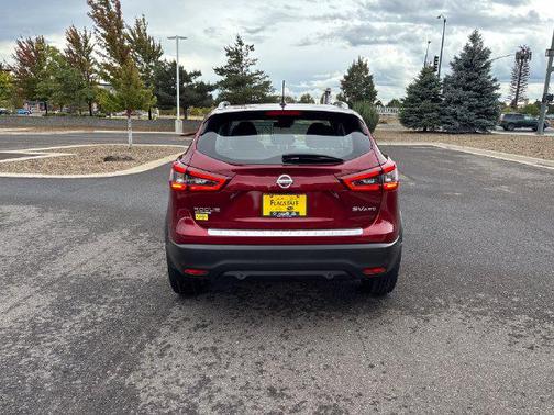 Scarlet Ember Tintcoat 2020 Nissan Rogue Sport SV