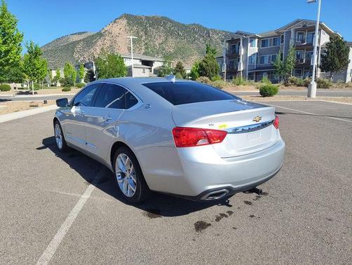 Silver Ice Metallic 2018 Chevrolet Impala 2LZ