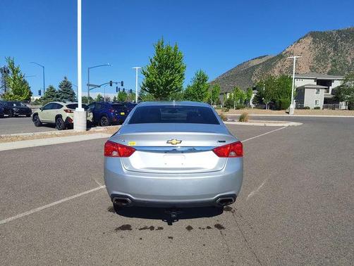 Silver Ice Metallic 2018 Chevrolet Impala 2LZ