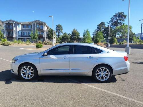 Silver Ice Metallic 2018 Chevrolet Impala 2LZ