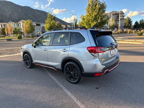 Ice Silver Metallic 2024 Subaru Forester Sport
