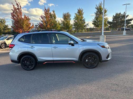 Ice Silver Metallic 2024 Subaru Forester Sport