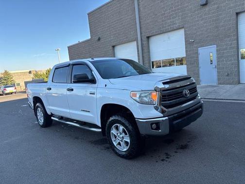2015 Toyota Tundra SR5